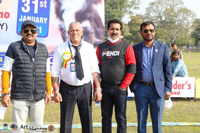 judging in Pakistan